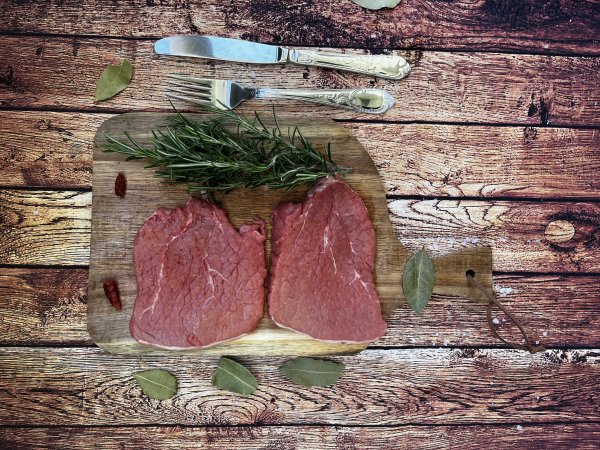 Juneći but bez kosti